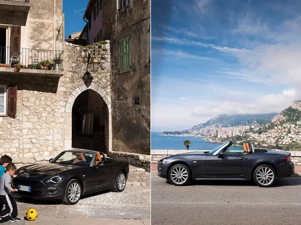 Diptyque vertical : à gauche, la Fiat 124 Spider devant une porte en pierre à Gorbio avec des enfants jouant au foot ; à droite, vue latérale sur la route de Menton avec Monaco et la mer en fond.